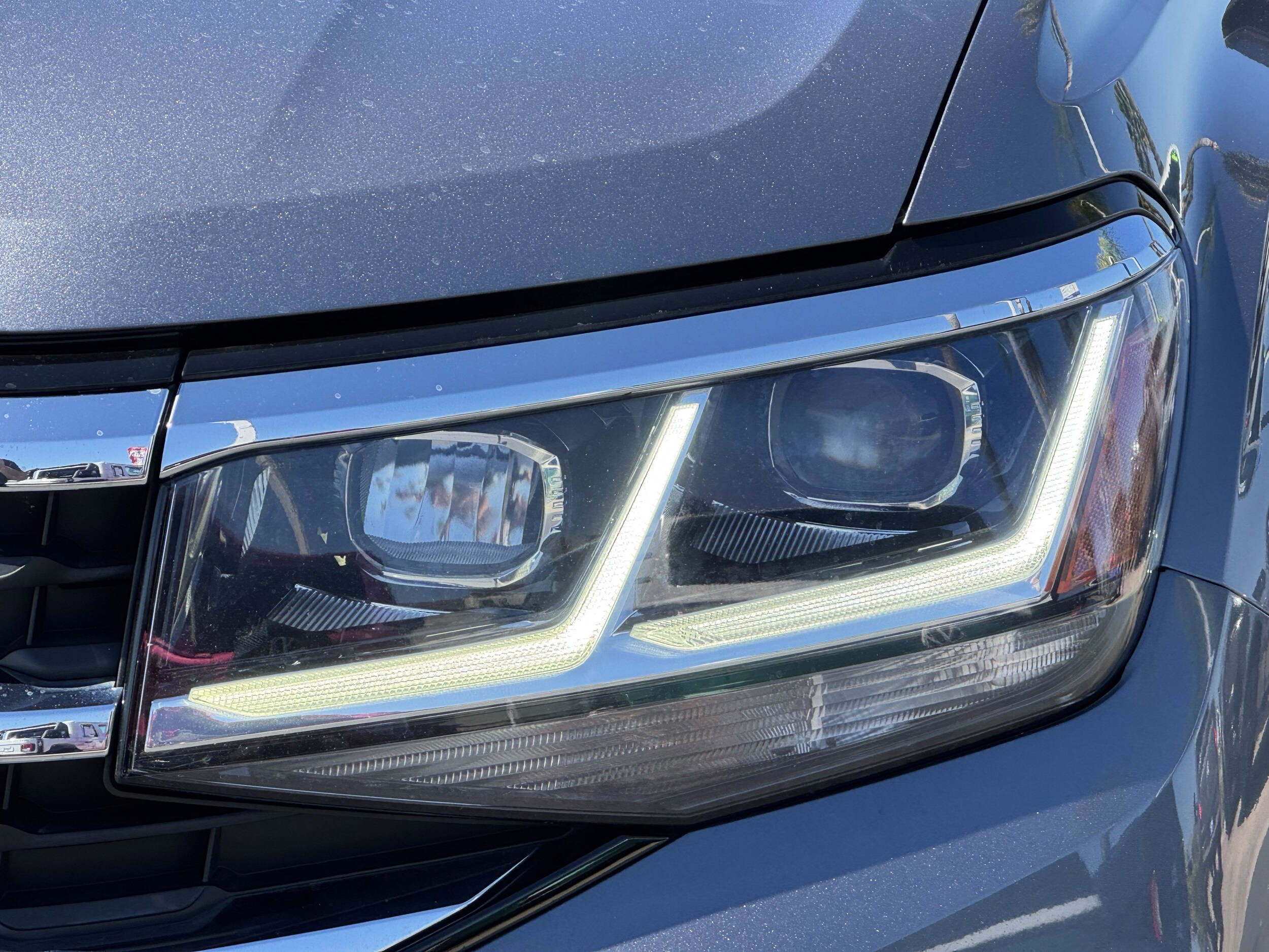 2021 Volkswagen Atlas 3.6L V6 SEL R-Line photo 5