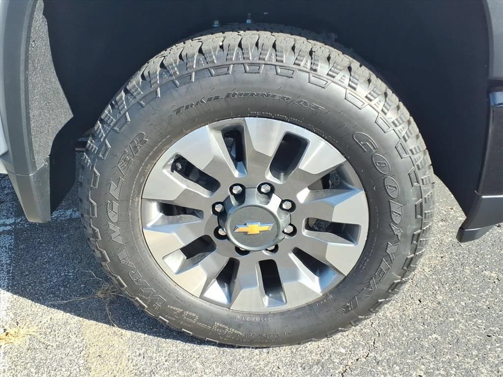 2026 Chevrolet Silverado 2500 HD Custom - Photo 11
