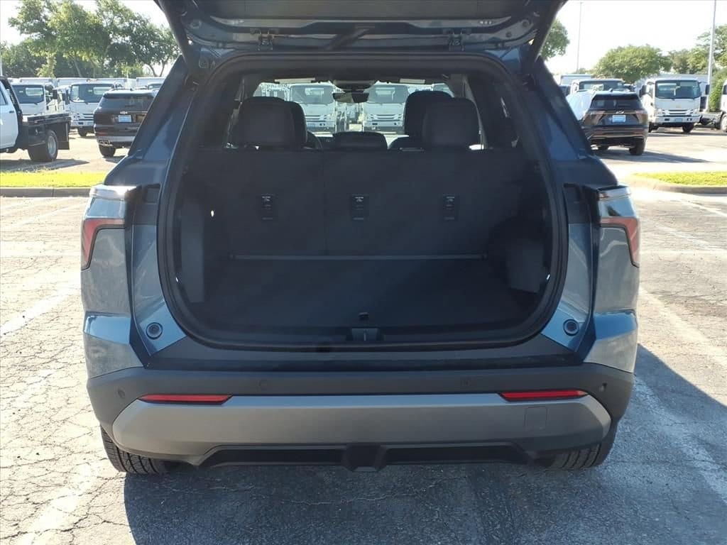 2026 Chevrolet Equinox LT - Photo 11