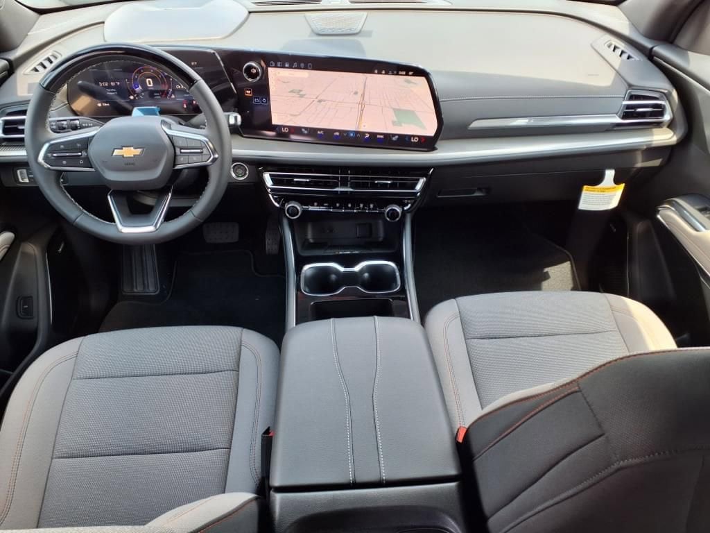 2026 Chevrolet Traverse LT - Photo 8