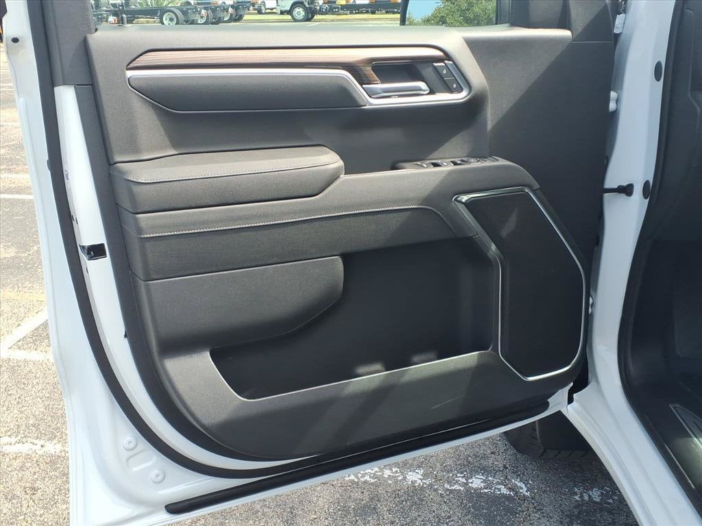 2026 Chevrolet Silverado 1500 LT - Photo 14