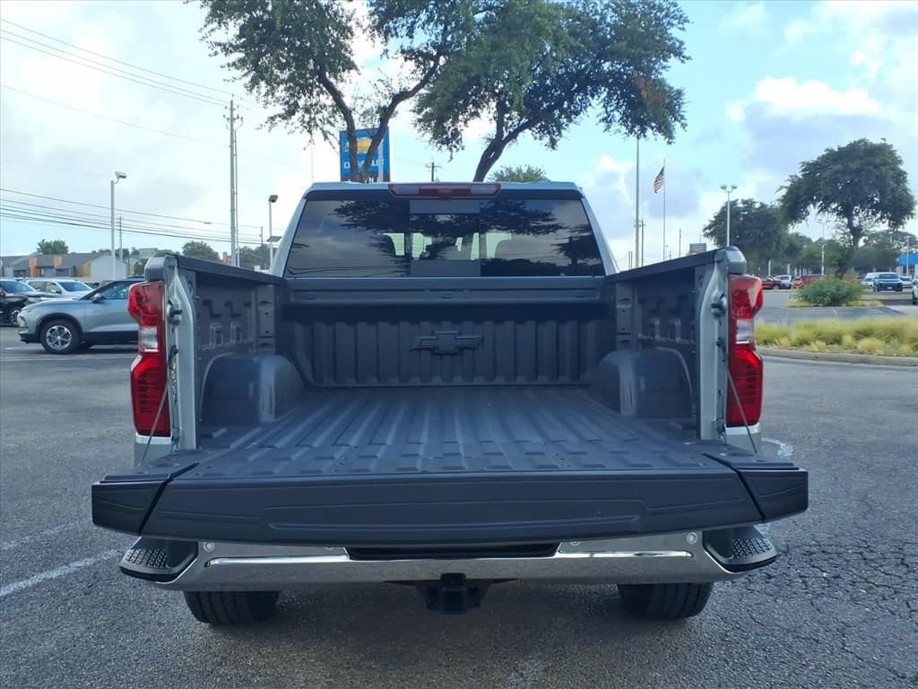 2026 Chevrolet Silverado 1500 LT - Photo 11