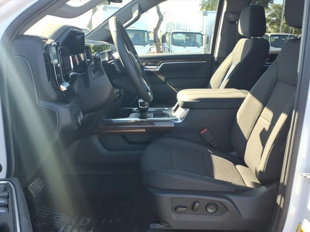 2026 Chevrolet Silverado 1500 LT - Photo 16
