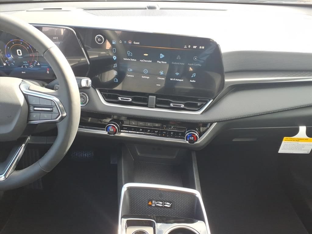 2027 Chevrolet Equinox LT - Photo 21