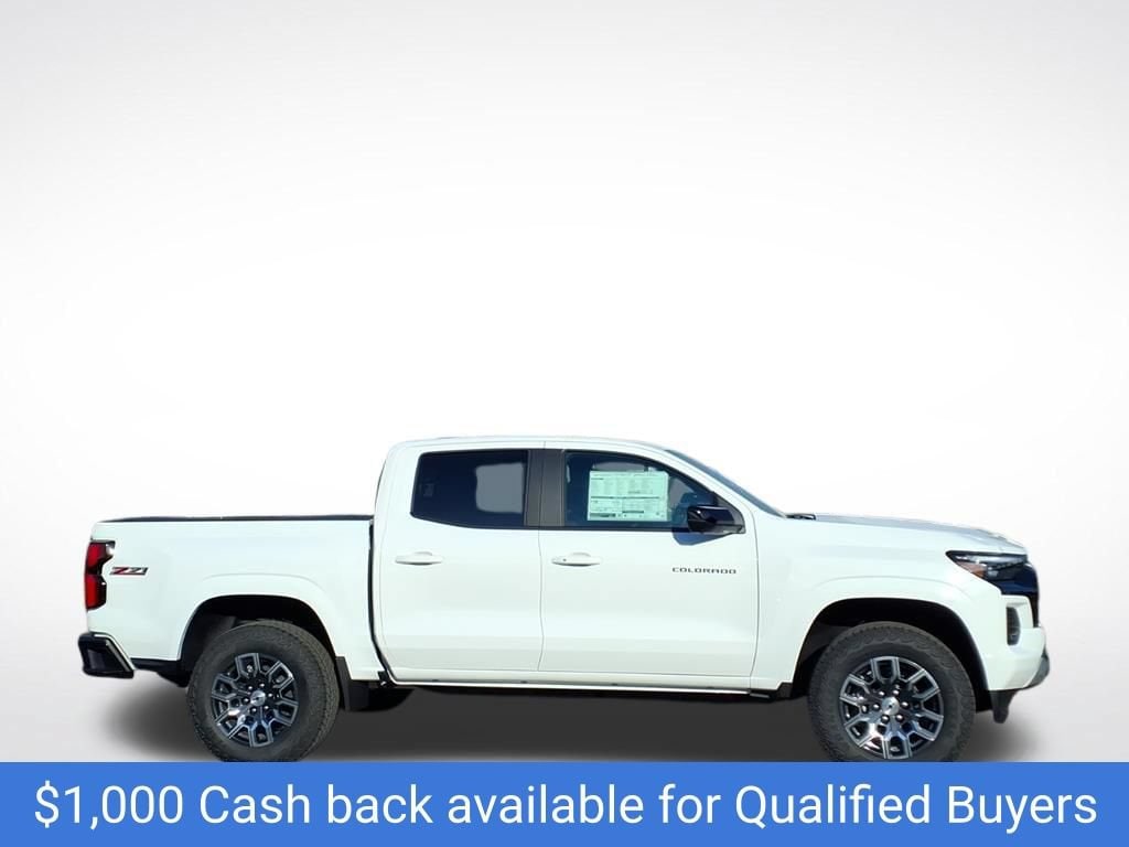2026 Chevrolet Colorado Z71 - Photo 2