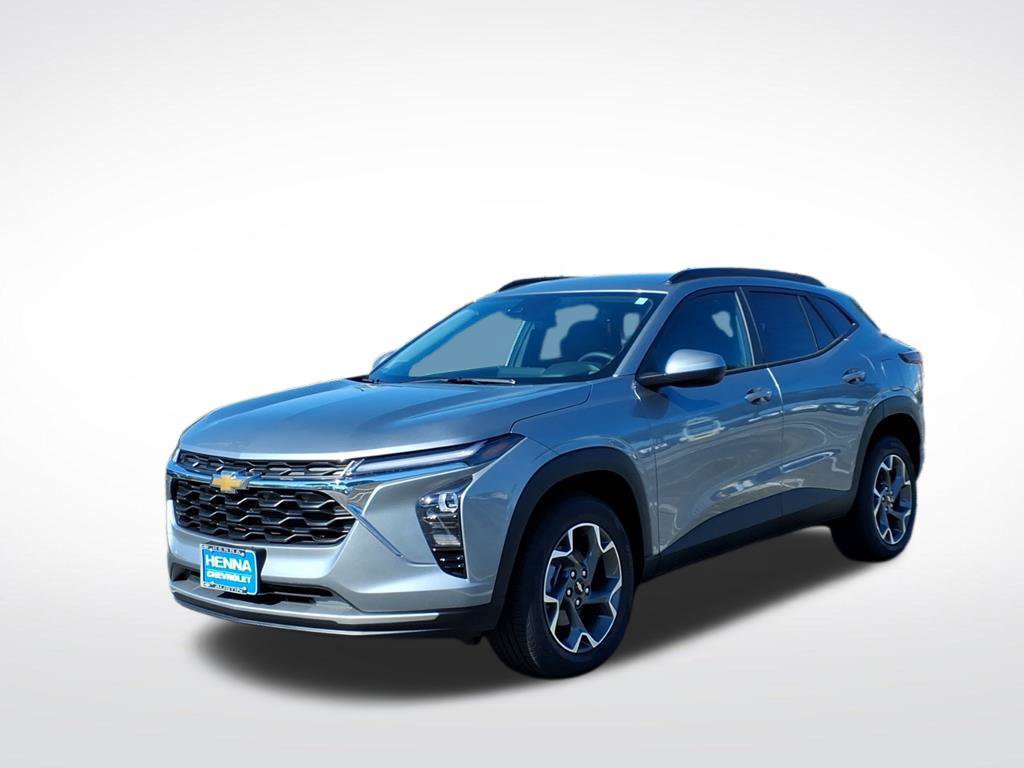 2026 Chevrolet Trax LT - Photo 8