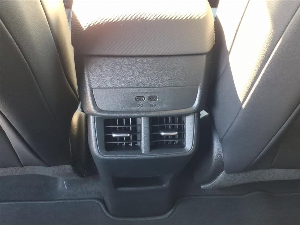 2026 Chevrolet Equinox LT - Photo 17