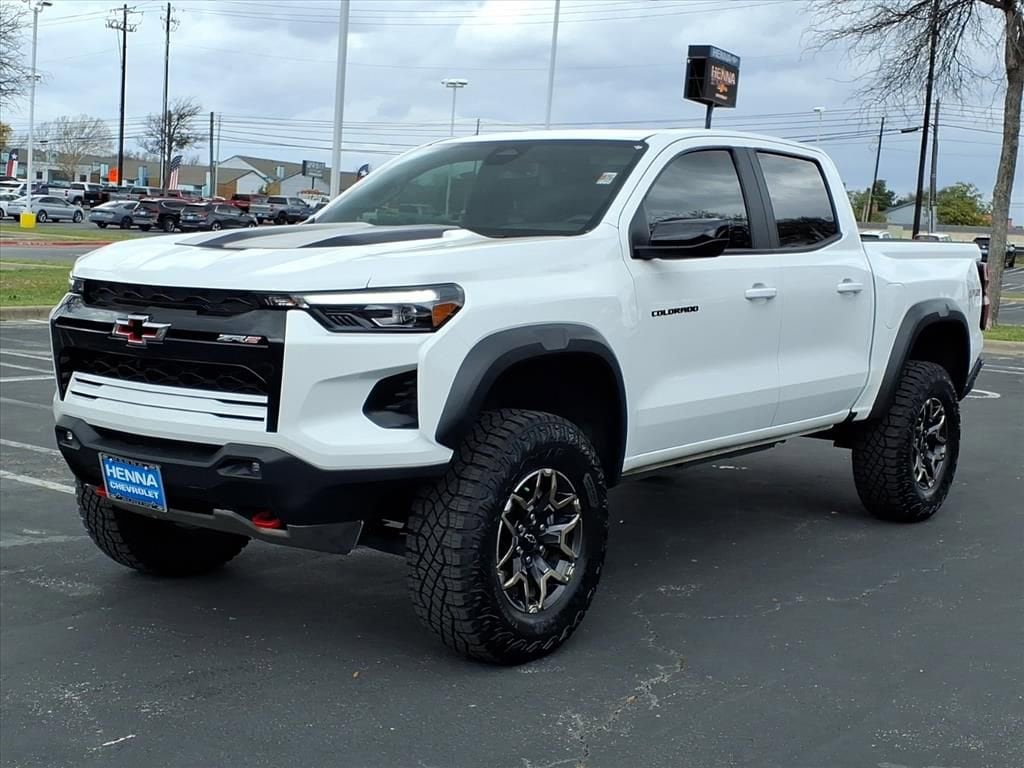 Used 2024 Chevrolet Colorado ZR2 Truck Crew Cab