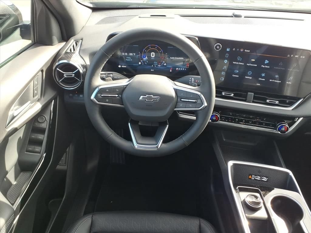 2027 Chevrolet Equinox LT - Photo 22