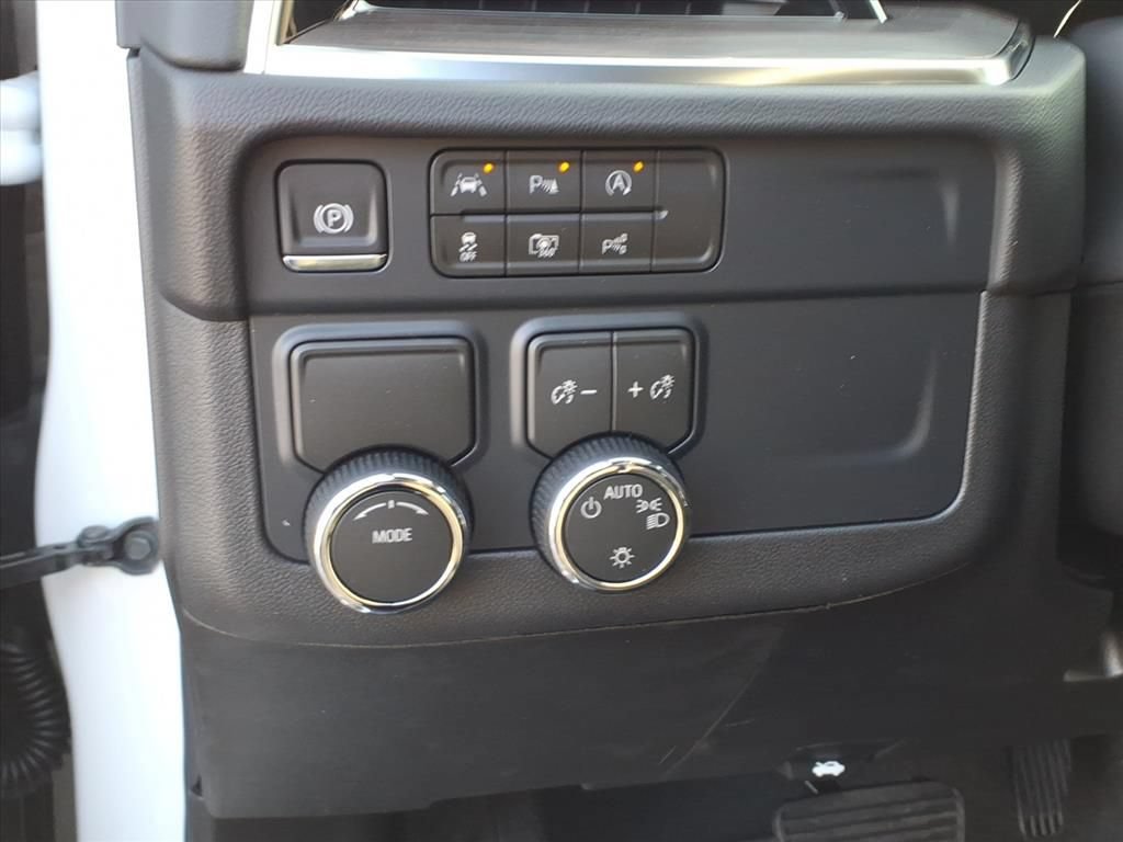 2026 Chevrolet Tahoe LS - Photo 15