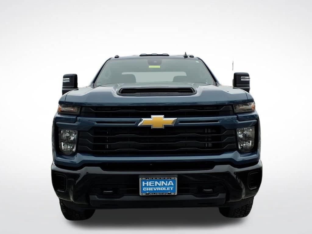 2026 Chevrolet Silverado 2500 HD Custom - Photo 10