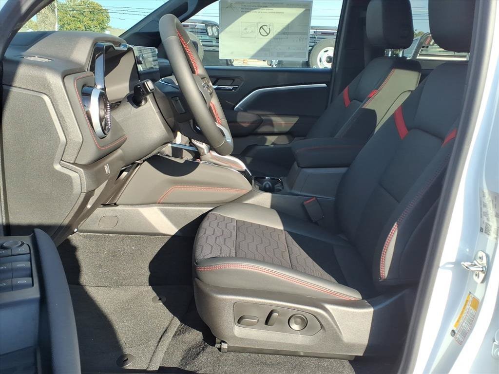 2026 Chevrolet Colorado Z71 - Photo 17