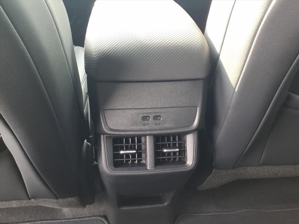 2026 Chevrolet Equinox LT - Photo 18