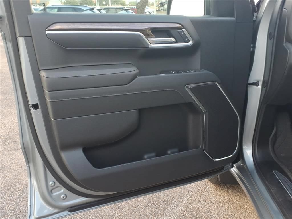 2026 Chevrolet Silverado 1500 LT - Photo 13