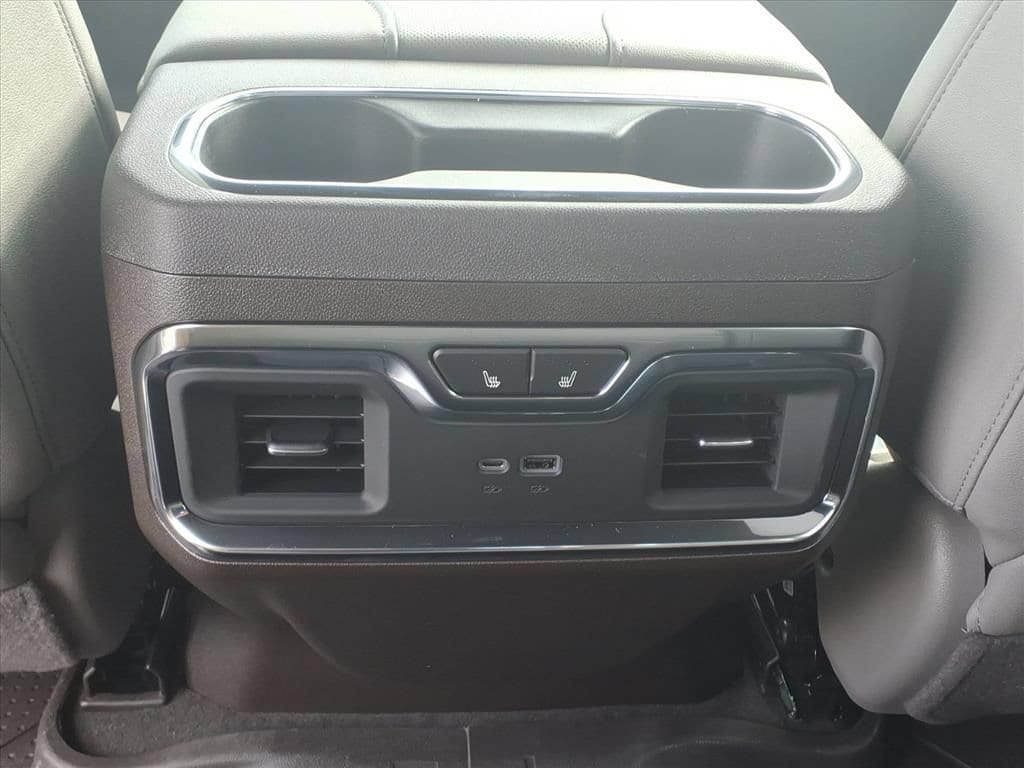 2026 Chevrolet Silverado 3500 HD LTZ - Photo 18