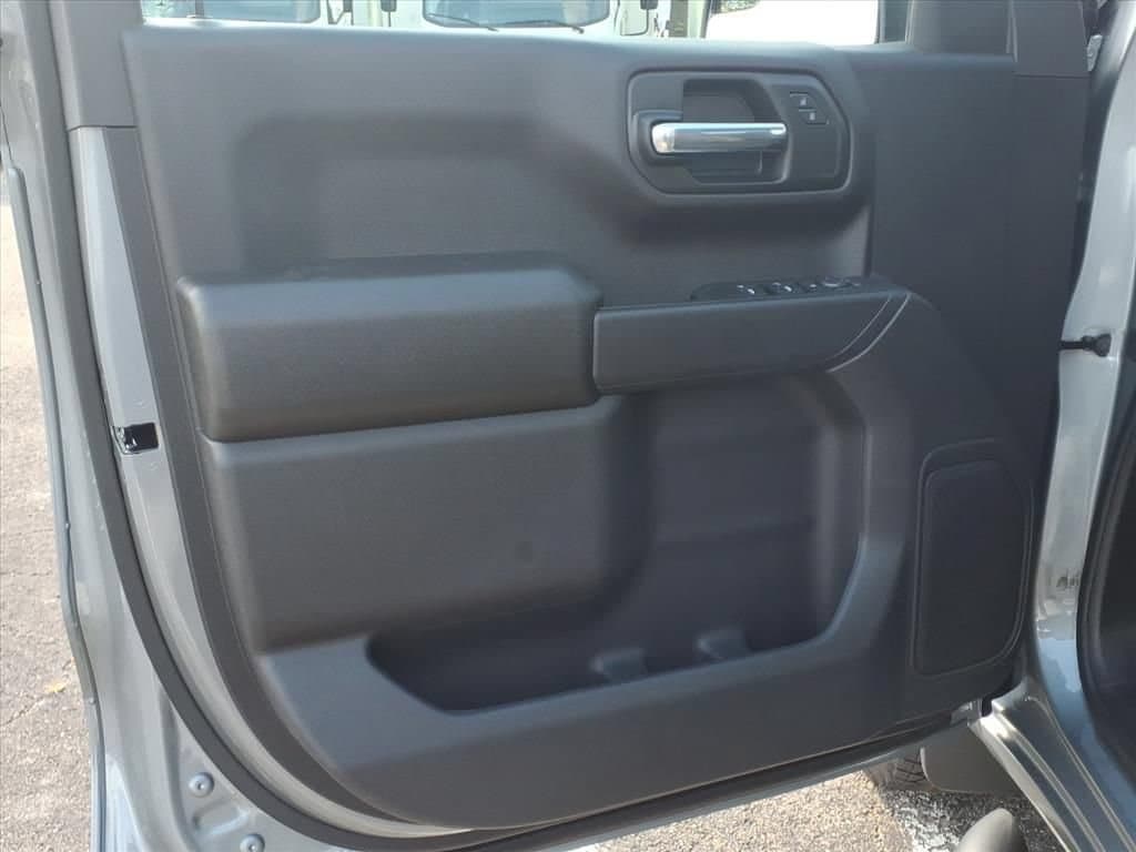 2026 Chevrolet Silverado 1500 Custom - Photo 14