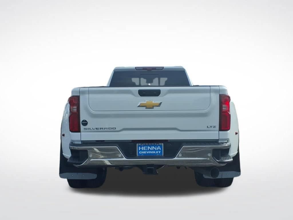 2026 Chevrolet Silverado 3500 HD LTZ - Photo 4