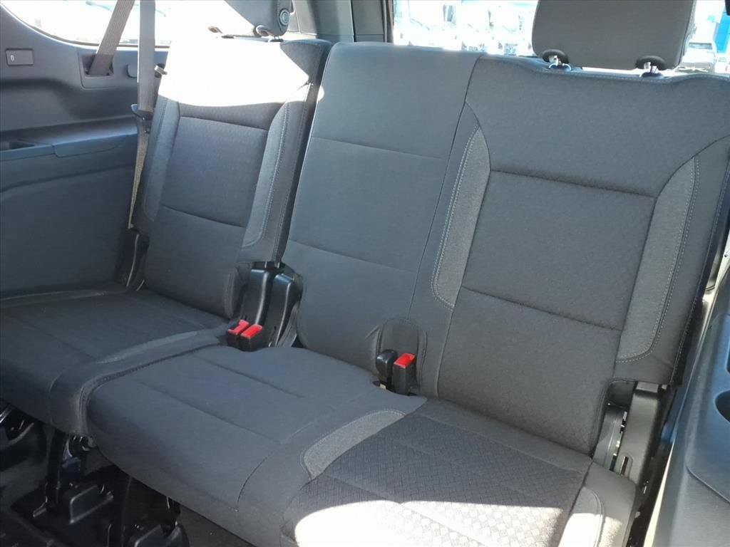 2026 Chevrolet Suburban LS - Photo 18