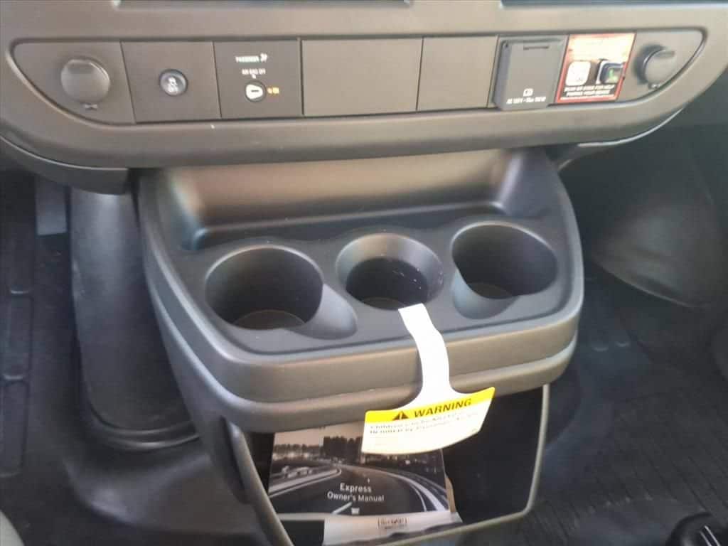 2026 Chevrolet Express Cargo Work Van - Photo 23