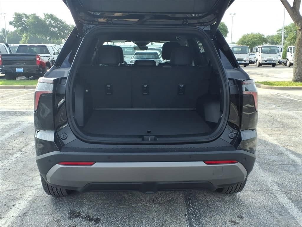 2026 Chevrolet Equinox LT - Photo 12