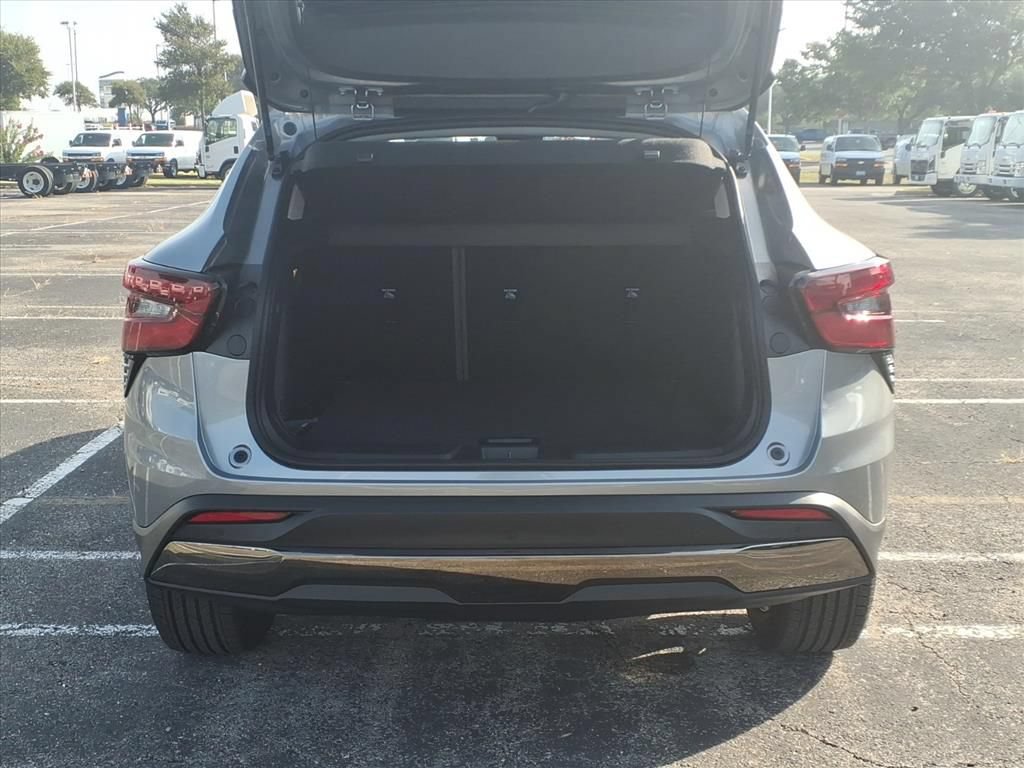 2026 Chevrolet Trax Activ - Photo 12