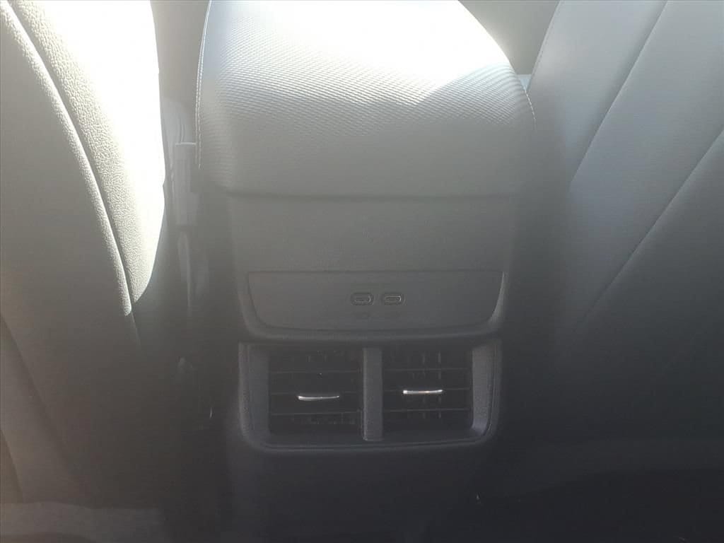 2027 Chevrolet Equinox LT - Photo 18