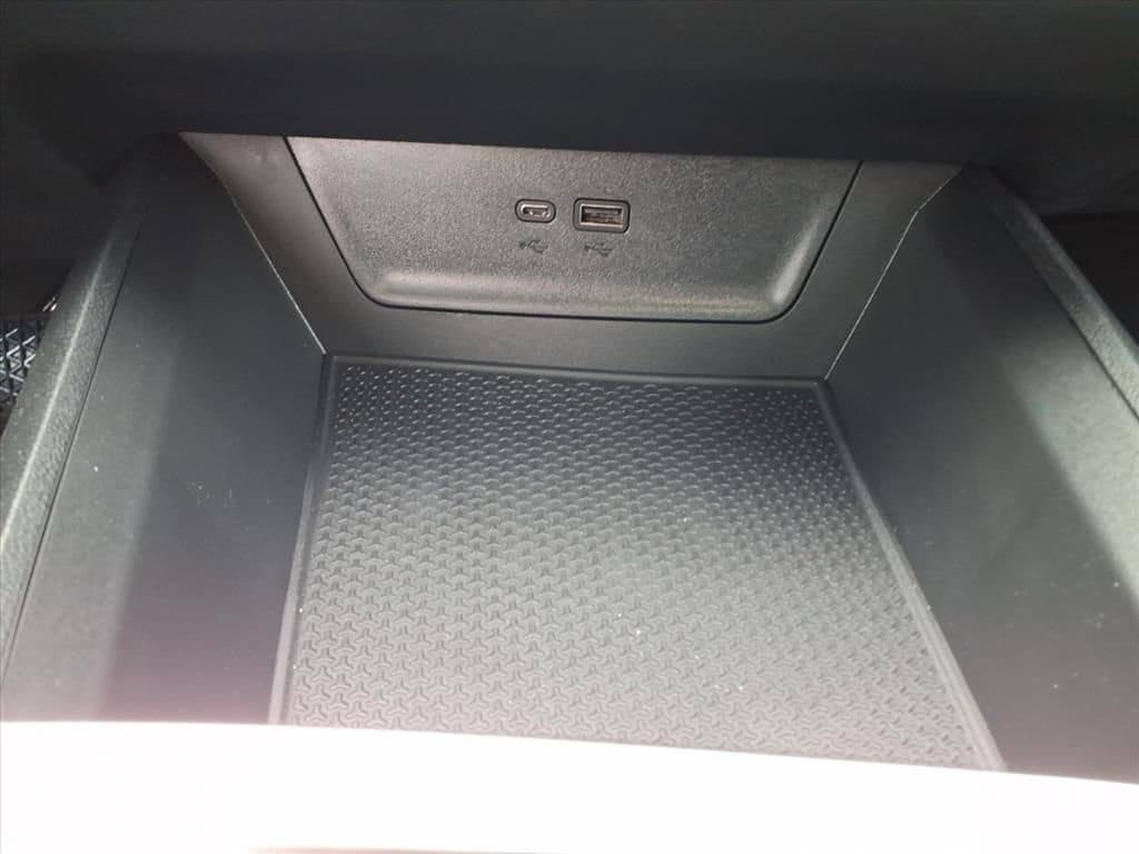 2026 Chevrolet Equinox LT - Photo 21