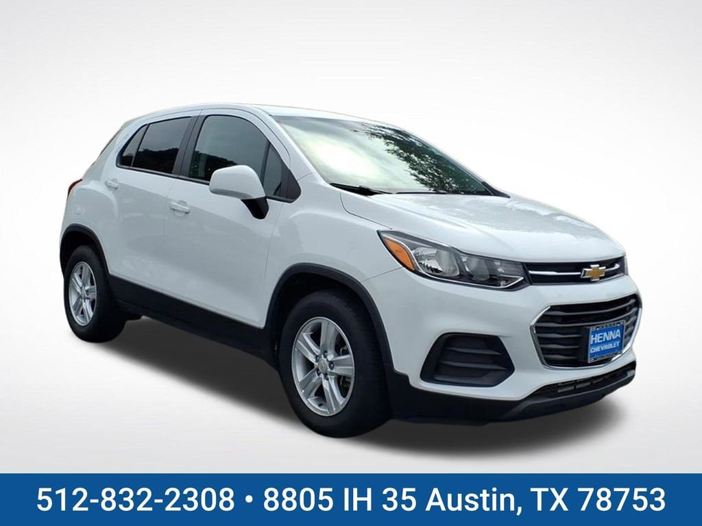 2021 Chevrolet Trax LS's photo