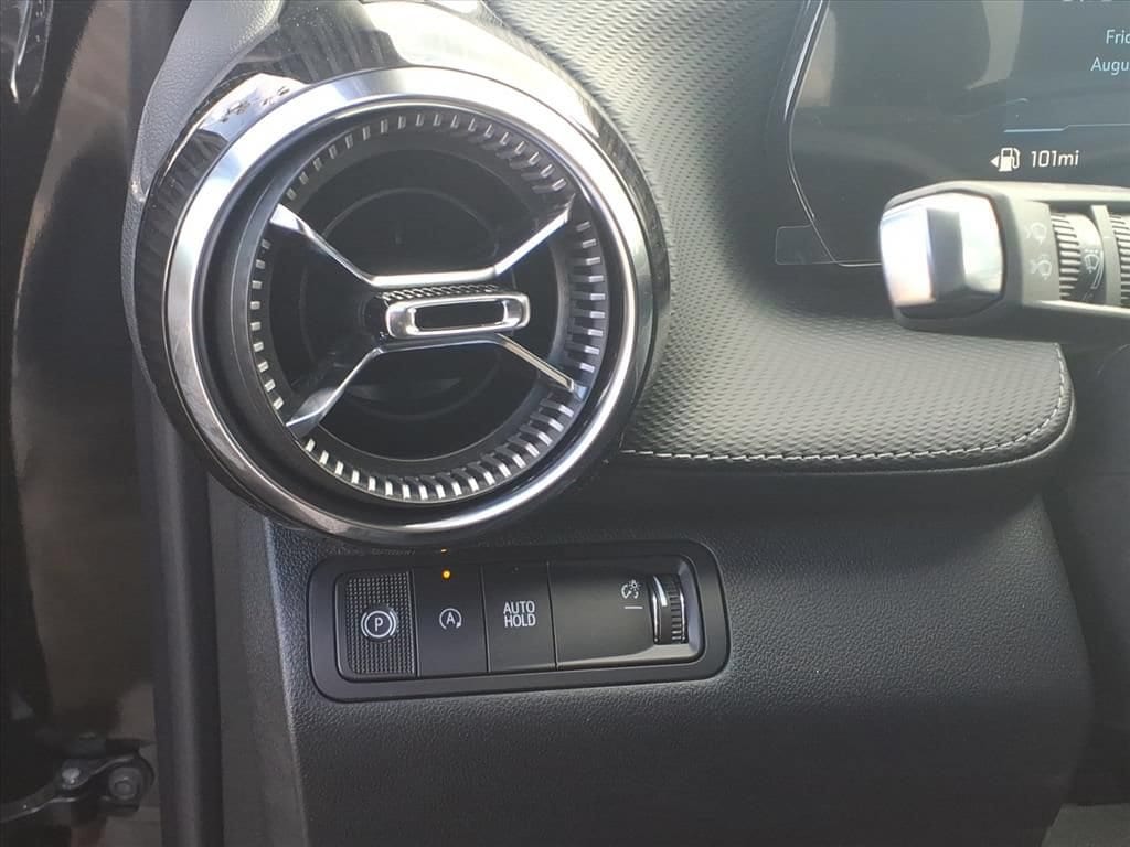 2027 Chevrolet Equinox LT - Photo 14