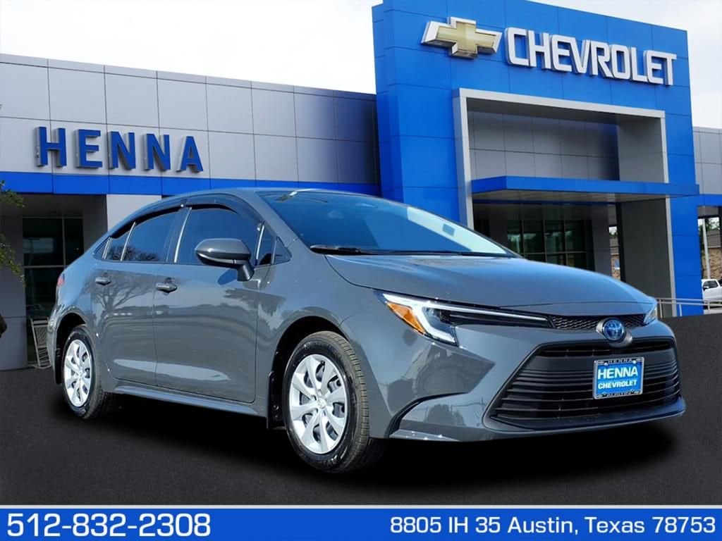 2025 Toyota Corolla LE