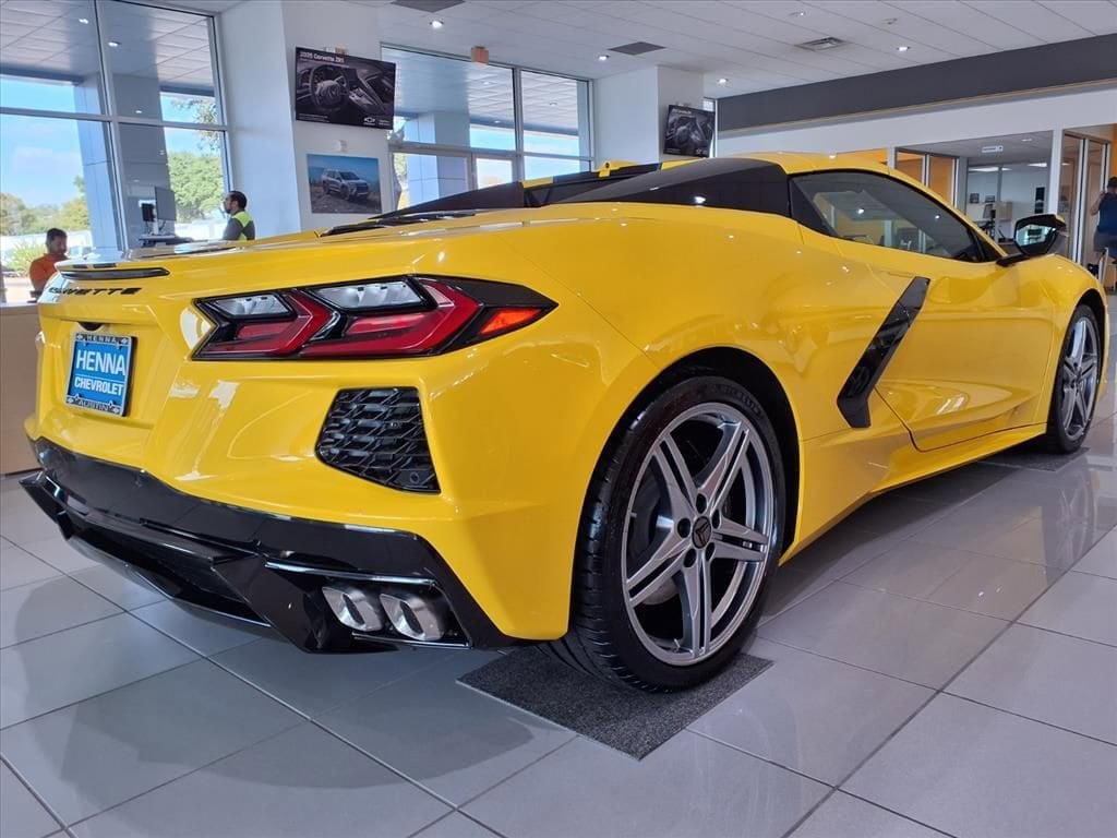 New 2026 Chevrolet Corvette Stingray 2LT Convertible