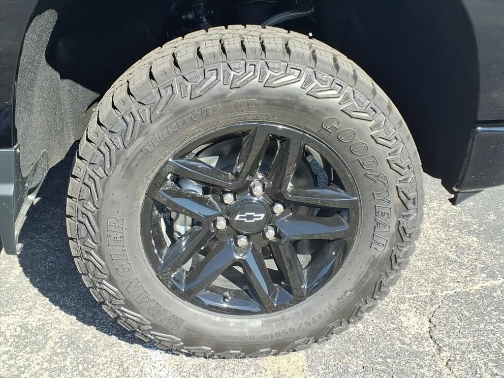 2026 Chevrolet Silverado 1500 Custom Trail Boss - Photo 11