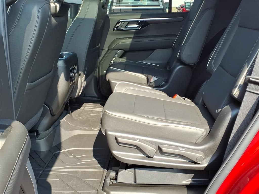 2026 Chevrolet Tahoe Premier - Photo 18