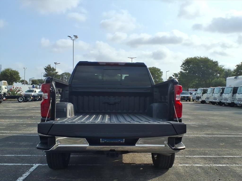 2026 Chevrolet Silverado 1500 LT - Photo 12