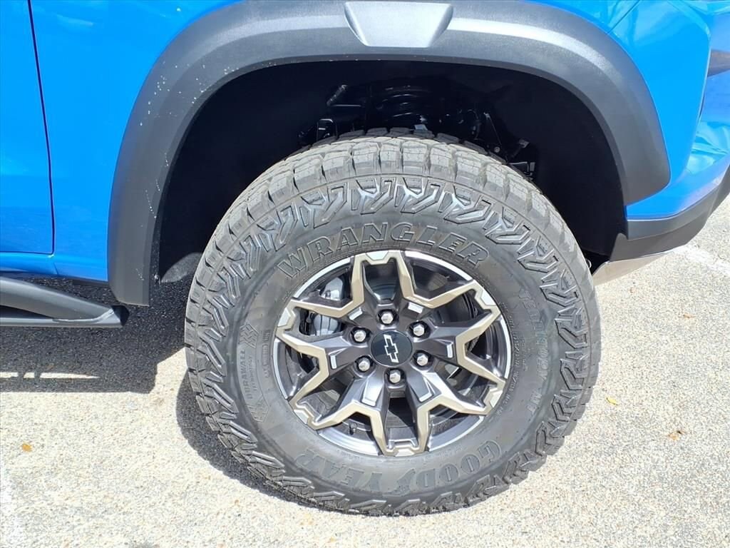 New 2026 Chevrolet Colorado ZR2 Truck