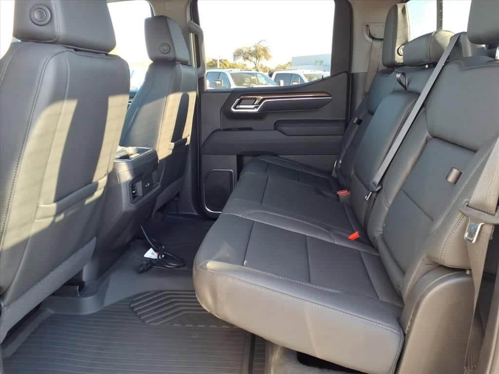 2026 Chevrolet Silverado 1500 RST - Photo 20