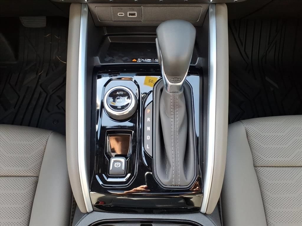 2026 Chevrolet Colorado ZR2 - Photo 22