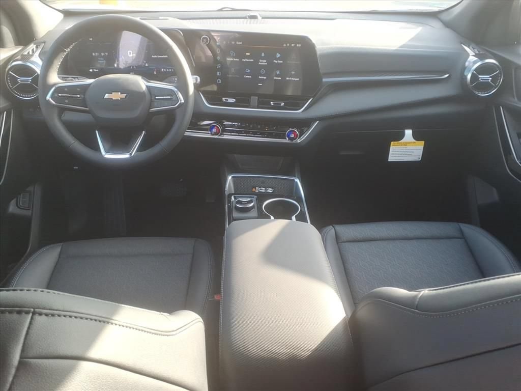 2027 Chevrolet Equinox LT - Photo 19