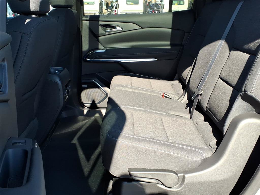 2027 Chevrolet Traverse LT - Photo 18