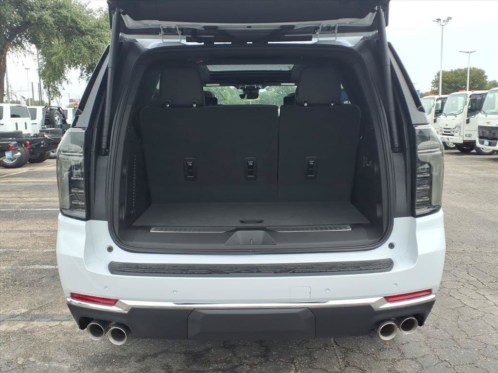 2026 Chevrolet Tahoe Premier - Photo 12