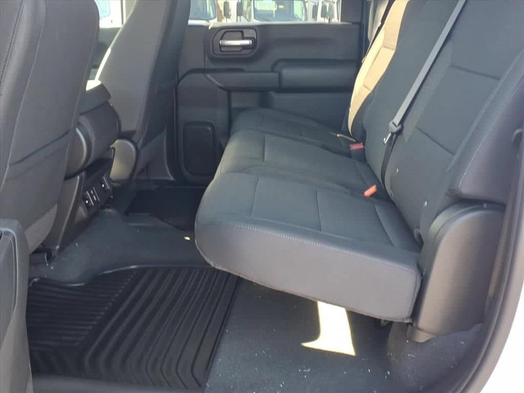 2026 Chevrolet Silverado 2500 HD Custom - Photo 17