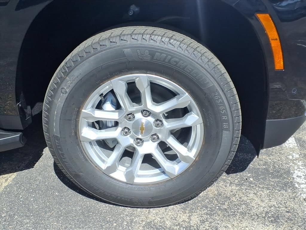 2026 Chevrolet Tahoe LS - Photo 11