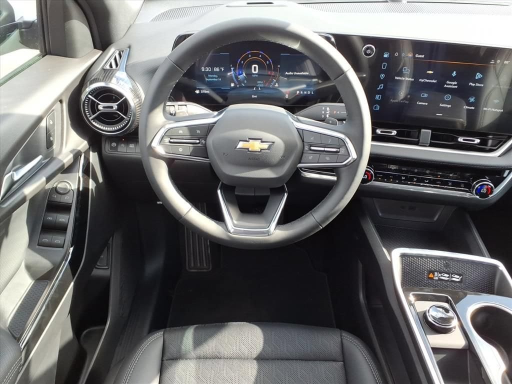 2027 Chevrolet Equinox LT - Photo 23