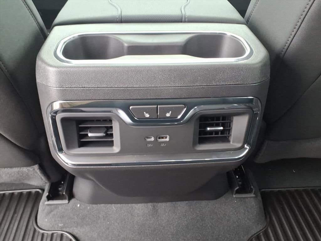 2026 Chevrolet Silverado 1500 LTZ - Photo 19