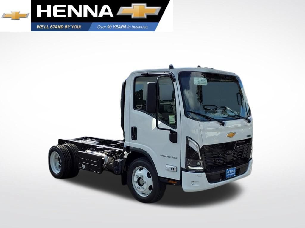 2025 Chevrolet Low Cab Forward's photo