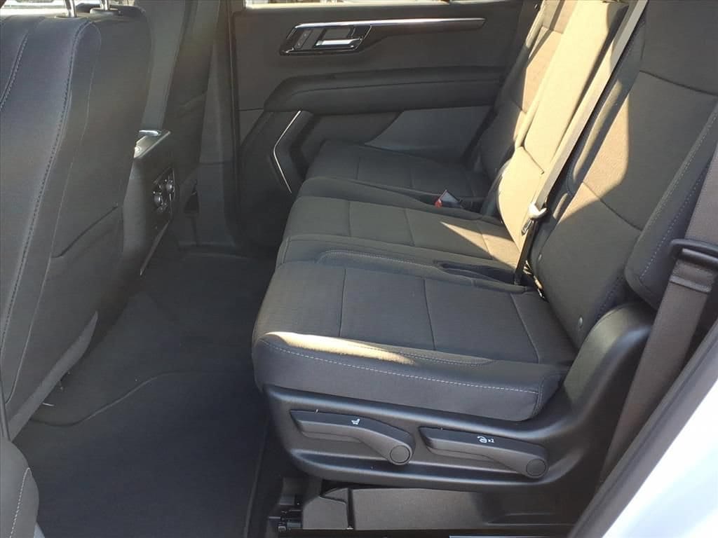 2026 Chevrolet Tahoe LS - Photo 17