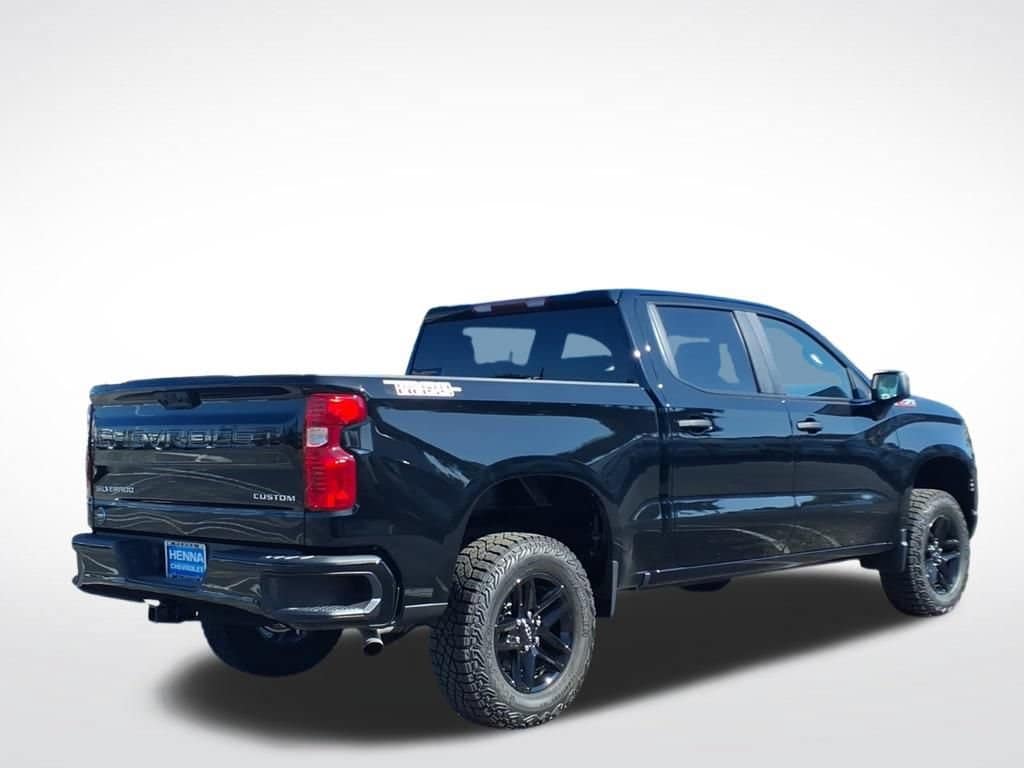 2026 Chevrolet Silverado 1500 Custom Trail Boss - Photo 3