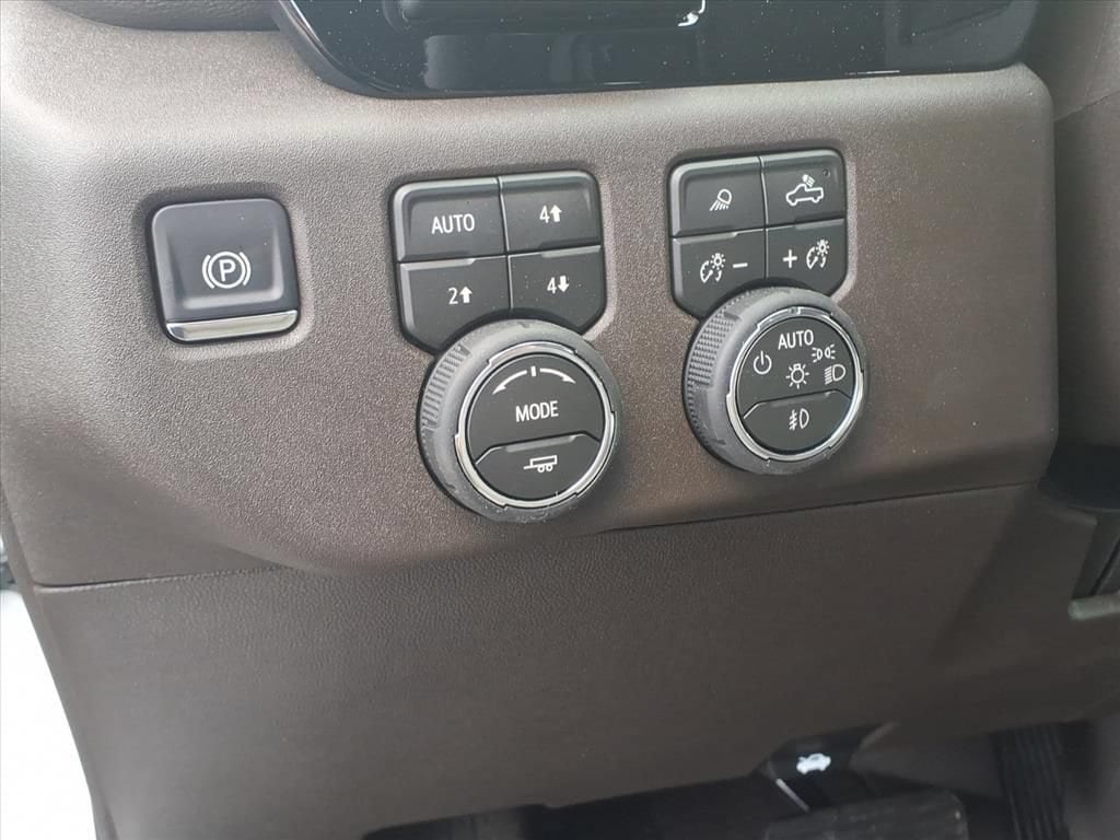 2026 Chevrolet Silverado 3500 HD LTZ - Photo 15