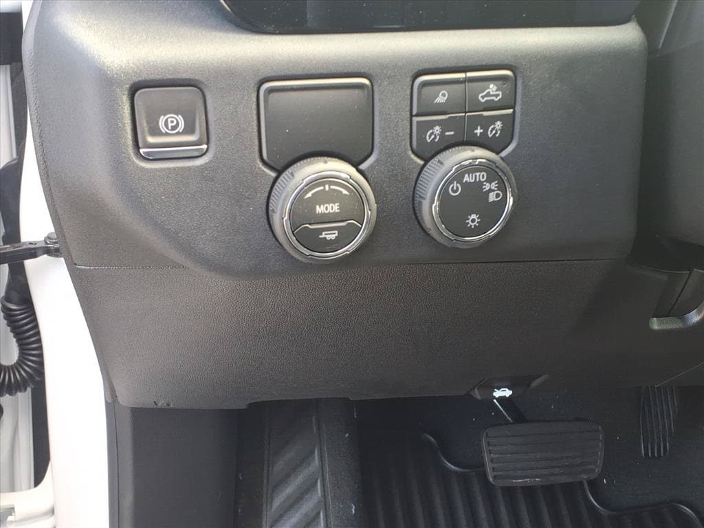 2026 Chevrolet Silverado 1500 LT - Photo 15