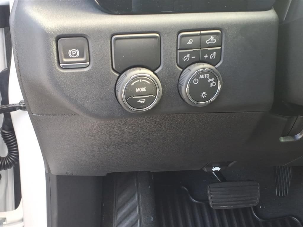 2026 Chevrolet Silverado 1500 LT - Photo 14